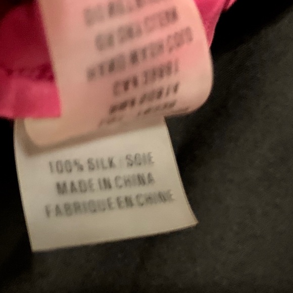 Tahari Silk Small Pink Fitted Top - Picture 3 of 6